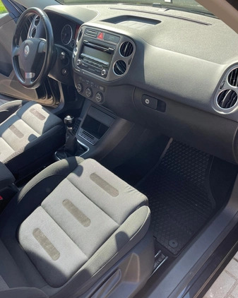 Volkswagen Tiguan cena 24800 przebieg: 248000, rok produkcji 2008 z Sokołów Małopolski małe 172